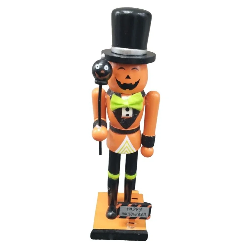 Wooden Nutcracker,9.5